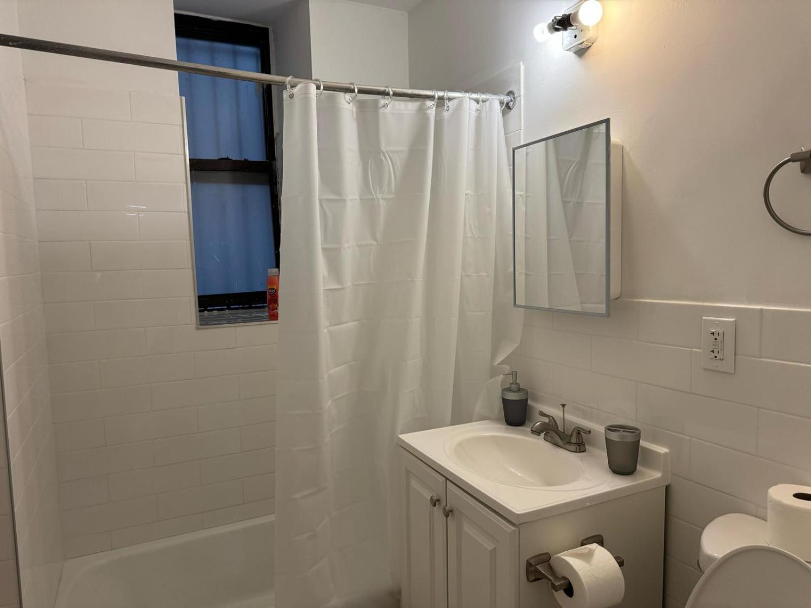 3Bd Cozy Unit Next To Central Park New York Exterior photo